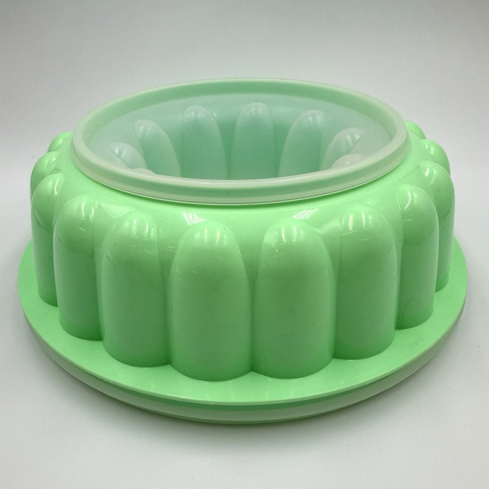 Tupperware USA VINTAGE 3 pc Mint Green Jello Mold COMPLETE SET Ice Ring Jadeite